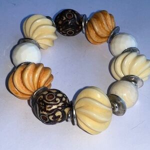Autumnal beaded bracelet